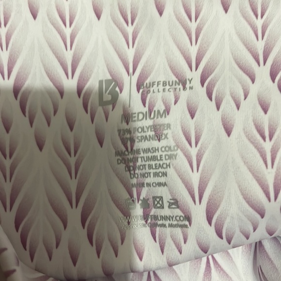 BuffBunny Leggings - Picture 5 of 7